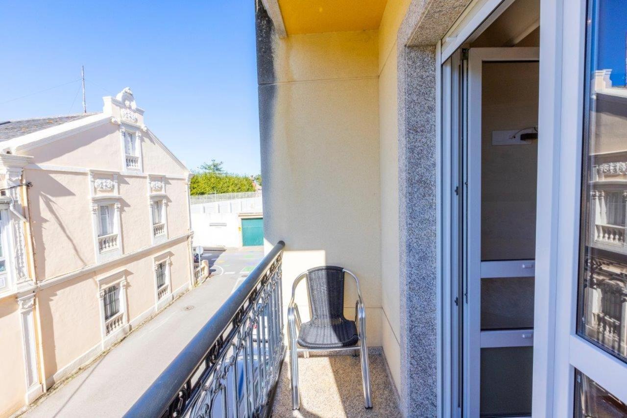 Apartamentos Riamar 2 Ribadeo Exterior photo